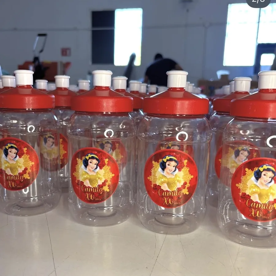 Botellas personalizadas para evento